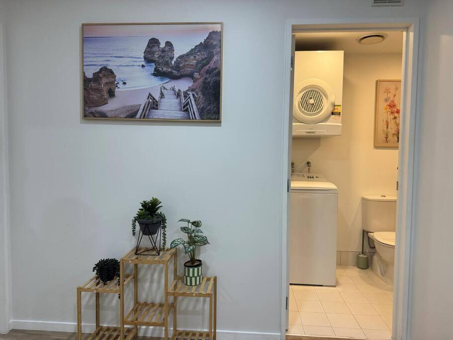 Stunning 3 Bd - 2 Bth City Apt - Pool & Carpark Auckland Exterior photo